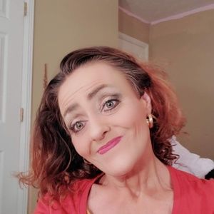 Samsung j7 cell phone